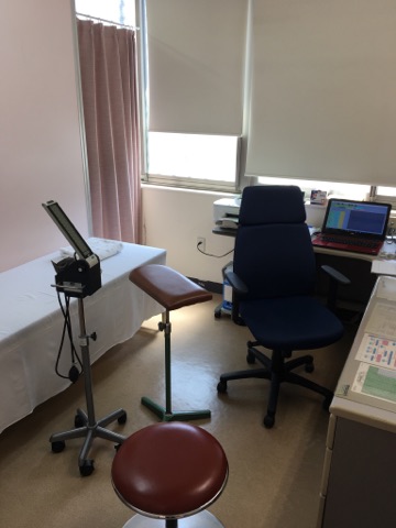 診察室1